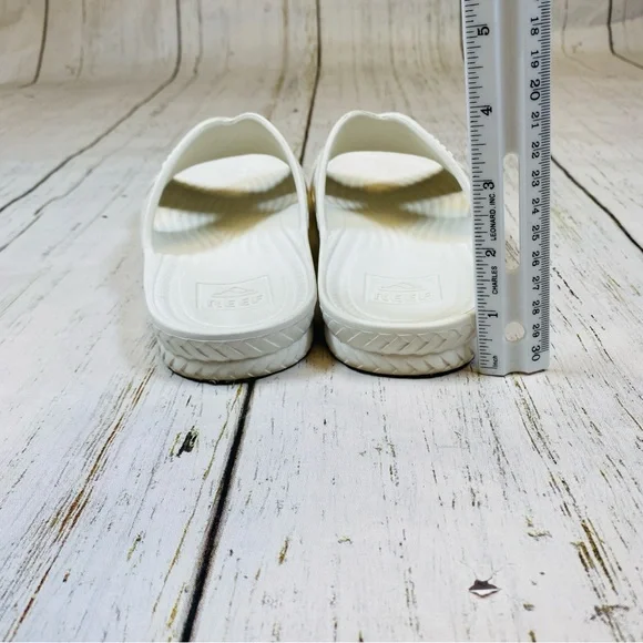 Reef Water X Cross Slide Sandals - Picture 4 of 9